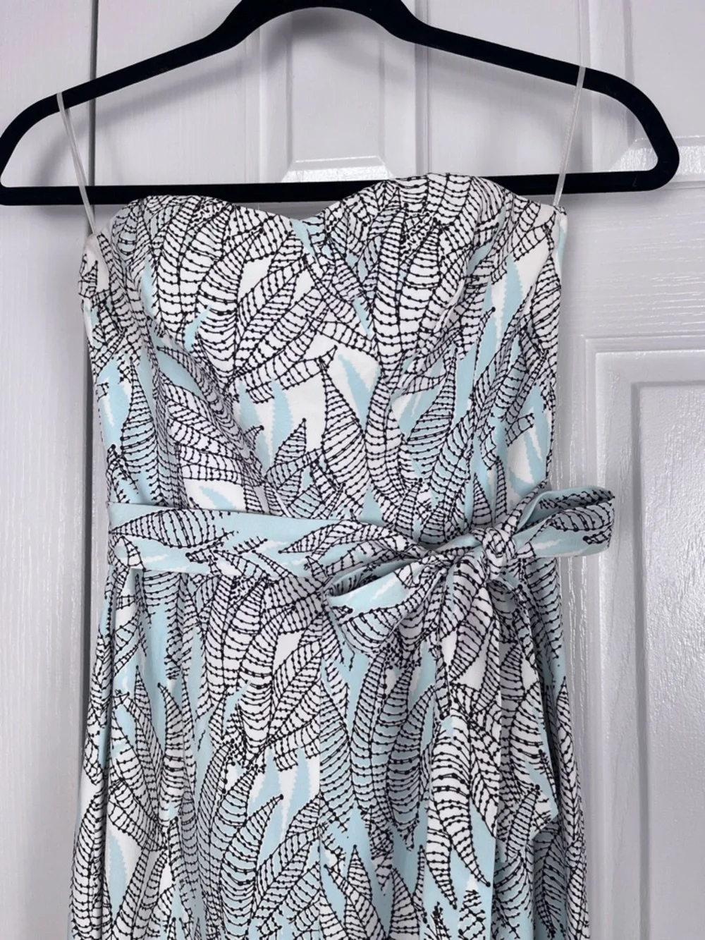 H&M Bandeau Belted Jumpsuit Size 4  Wide Leg Crop Spring Light Blue Leaf Print - Picture 6 of 14